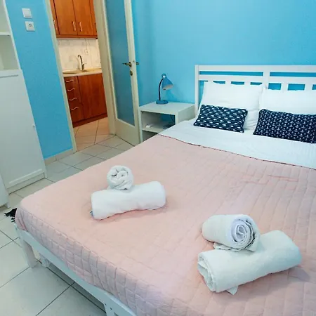 Cozy & Colorful 2 Bedrooms Thessaloníki